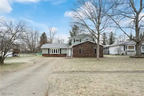 3693 Bramblewood Drive, Brunswick, OH 44212