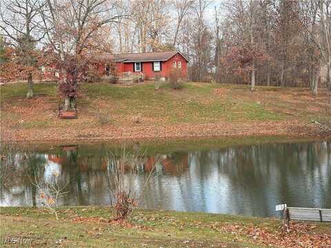 60063 West Wind Lane, Senecaville, OH 43780