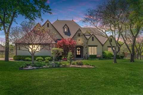 6940 N Garden Stone Lane, Owasso, OK 74055