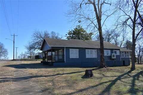 901 W Jackson Street, Hugo, OK 74743