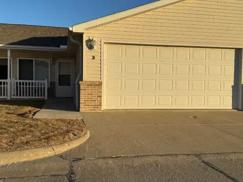 1110 Meadow View, Sioux City, IA 51106