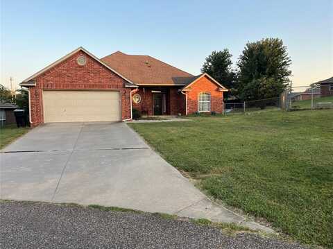 702 Meleah Lane, McLoud, OK 74851