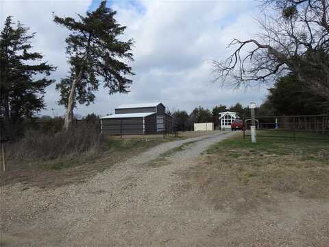 2176 County Road 2998, Windom, TX 75492