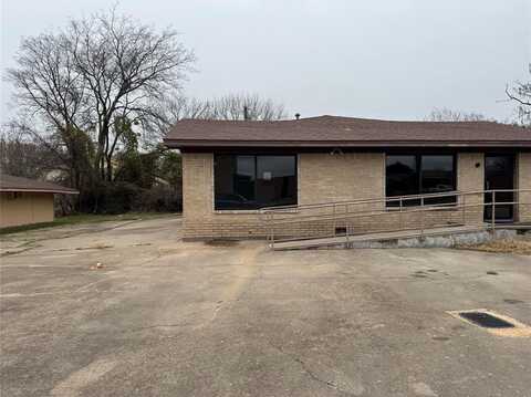 503 Lipscomb Street, Bonham, TX 75418