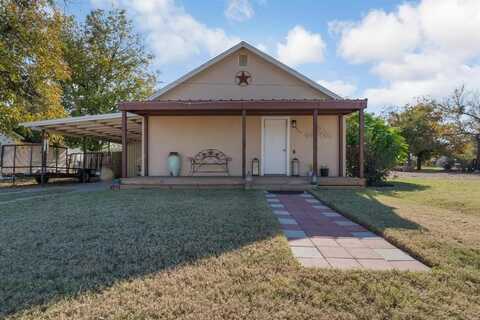 420 W D Street, Munday, TX 76371