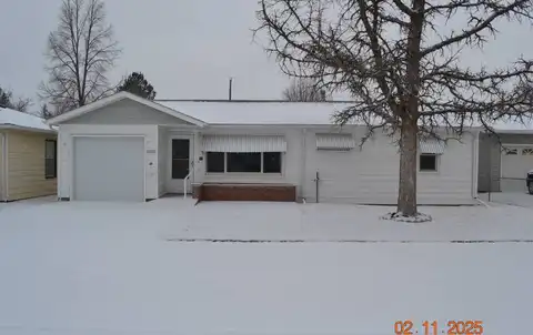 1220 Missouri Ave, Alliance, NE 69301