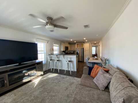 8807 Balfour Road, Tampa, FL 33635