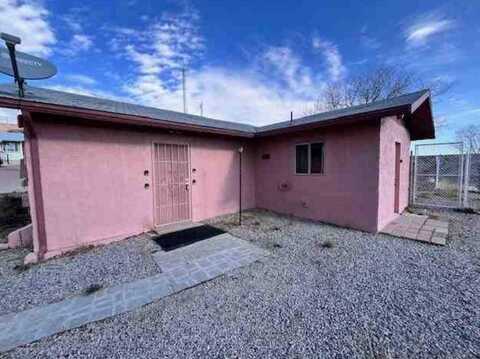 606 N Strong Dr, Gallup, NM 87301