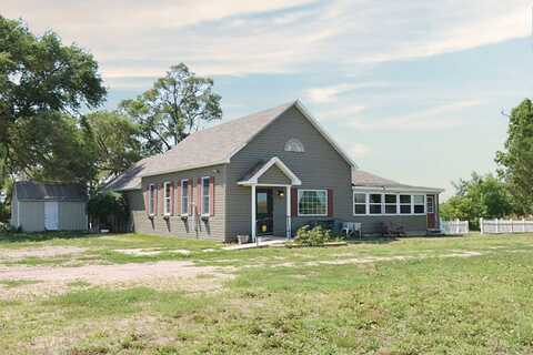 82007 Fort Ave, Burwell, NE 68823