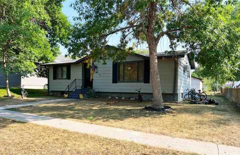 321 Linn St., Crawford, NE 69339