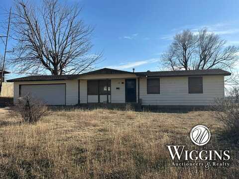 412 W. 4th St., Hennessey, OK 73742