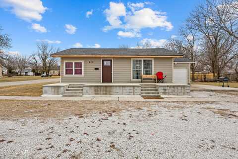 400 W 9th Street, Galena, KS 66739