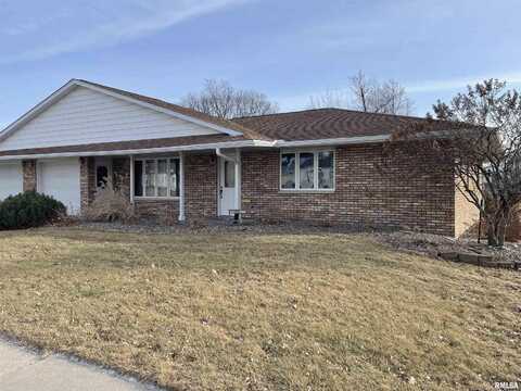 411 E 7TH Street, De Witt, IA 52742