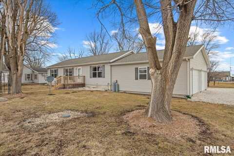 455 N PLUM Street, Pearl, IL 62361