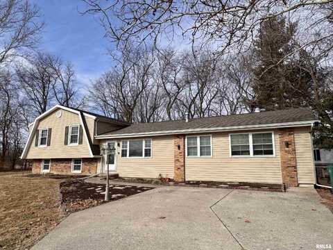 9 Prairie Road, Macomb, IL 61455