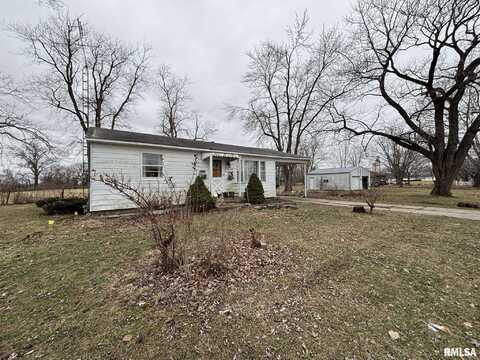 309 E CLINTON Street, Patoka, IL 62875