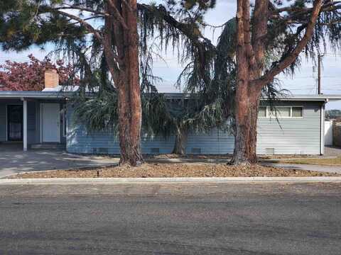 6802 W Willamette Ave, Kennewick, WA 99336