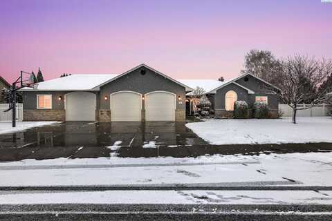 4926 W 24th Pl., Kennewick, WA 99338