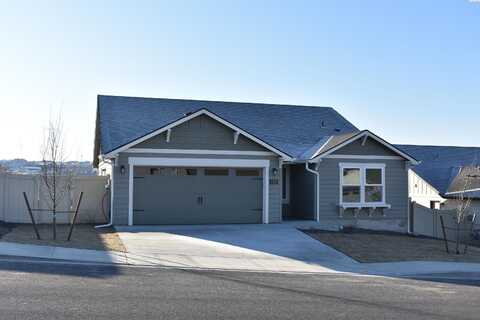 7257 W 26th Ave, Kennewick, WA 99338