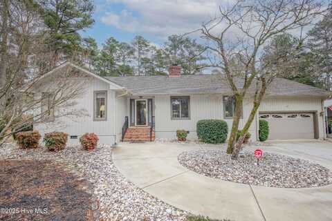 180 Drumar Court, Southern Pines, NC 28387