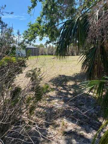 183 Cougar Way, Other City - In The State Of Florida, FL 33947
