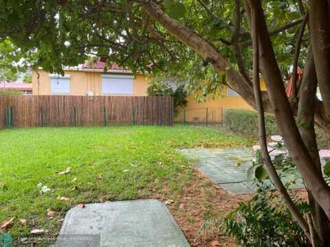 1734 Wiley st, Hollywood, FL 33020