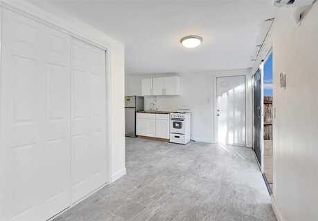 6524 Fletcher St, Hollywood, FL 33023