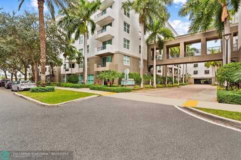 2401 NE 65th St, Fort Lauderdale, FL 33308
