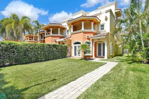915 NE 17th Way, Fort Lauderdale, FL 33304