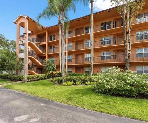 571 SW 142nd Ave, Pembroke Pines, FL 33027
