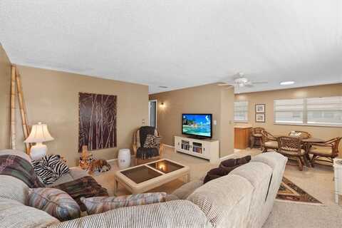 96 Spring Lake Drive, Vero Beach, FL 32962