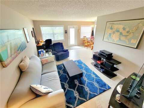 90 Crooked Tree Lane, Vero Beach, FL 32962