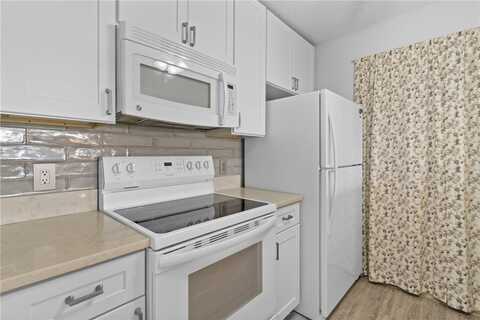 45 Plantation Drive unit: 204, Vero Beach, FL 32966