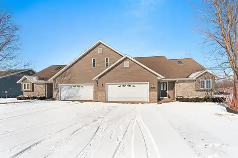 1665 LINCOLN Avenue, OMRO, WI 54963