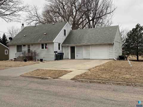 209 Davidson St, Luverne, MN 56156