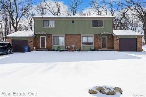 229 SUMMIT Ridge, White Lake, MI 48386