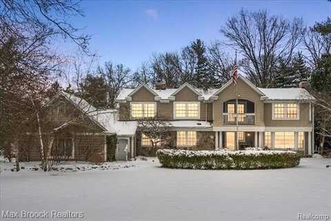 2085 QUARTON Road, Bloomfield Hills, MI 48301