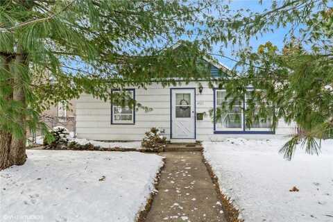 4925 Fremont Avenue N, Minneapolis, MN 55430