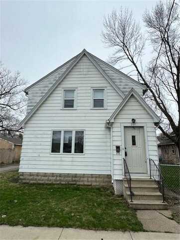 207 7th Street SW, Austin, MN 55912
