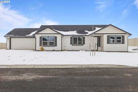 25 PATTY CIR, Milton Freewater, OR 97862