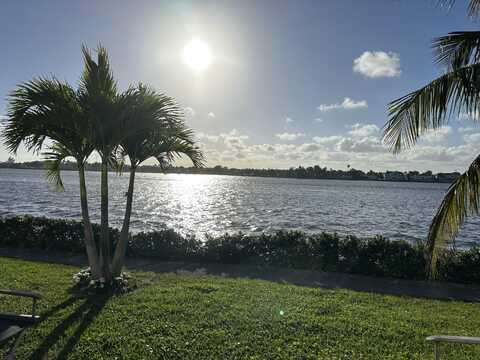 2190 Ibis Isle Road, Palm Beach, FL 33480