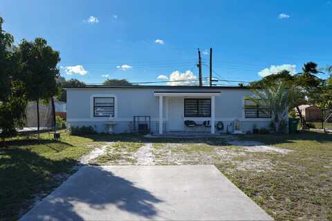 303 NW 28 Way, Fort Lauderdale, FL 33311