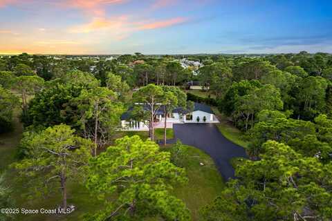 4301 Pinewood Road, Melbourne, FL 32934