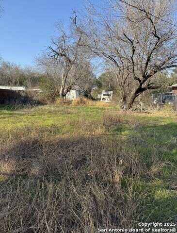 111 HILLROSE ST, San Antonio, TX 78207