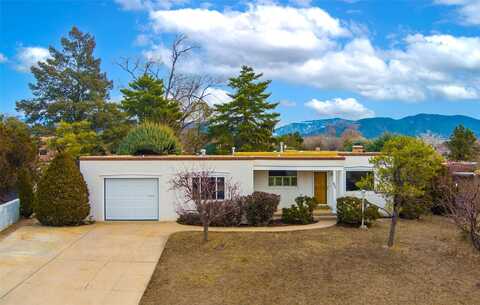 223 Sereno Drive, Santa Fe, NM 87501