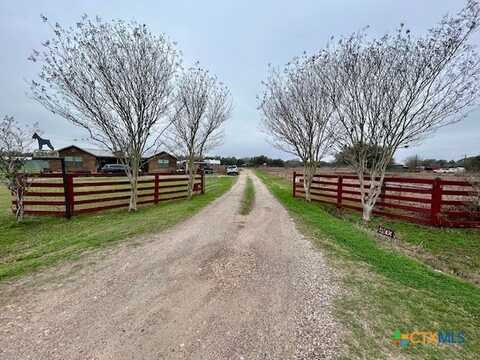 103 Forest View Drive, Victoria, TX 77905