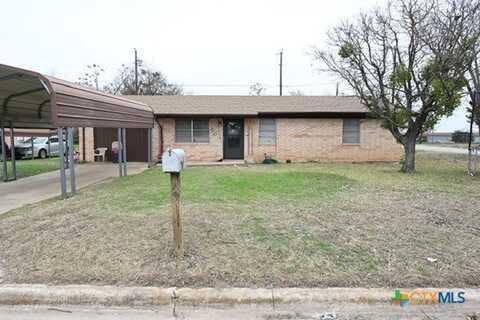 601 Newhouse Avenue, Cameron, TX 76520