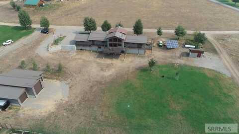 13 Winn Road, North Fork, ID 83466