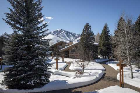 846 Lodge II Apartments, Sun Valley, ID 83353