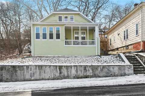 223 Paradis Avenue, Woonsocket, RI 02895